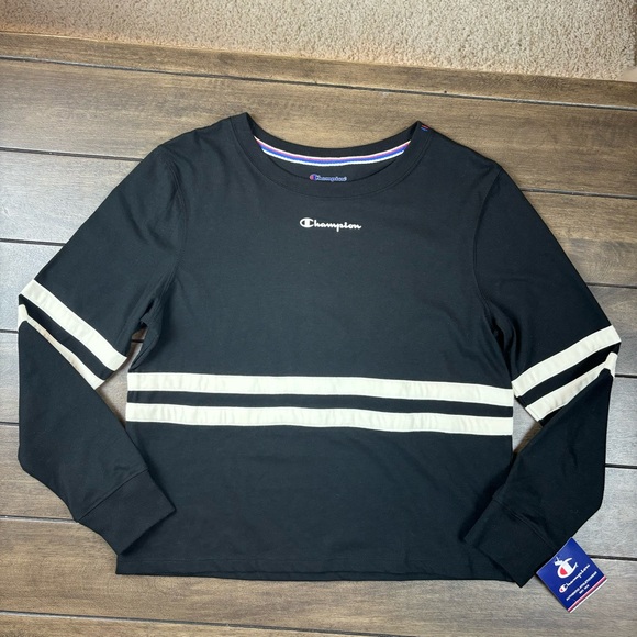 New with tags champion, long sleeve shirt with striped detail in size small - Picture 2 of 6